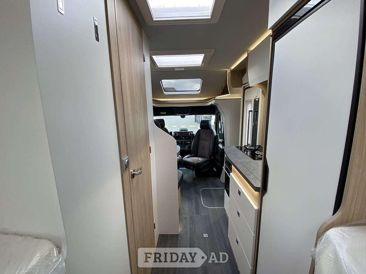 [3 berth ]Frankia M-Line MT 7 GDK Neo Black Line