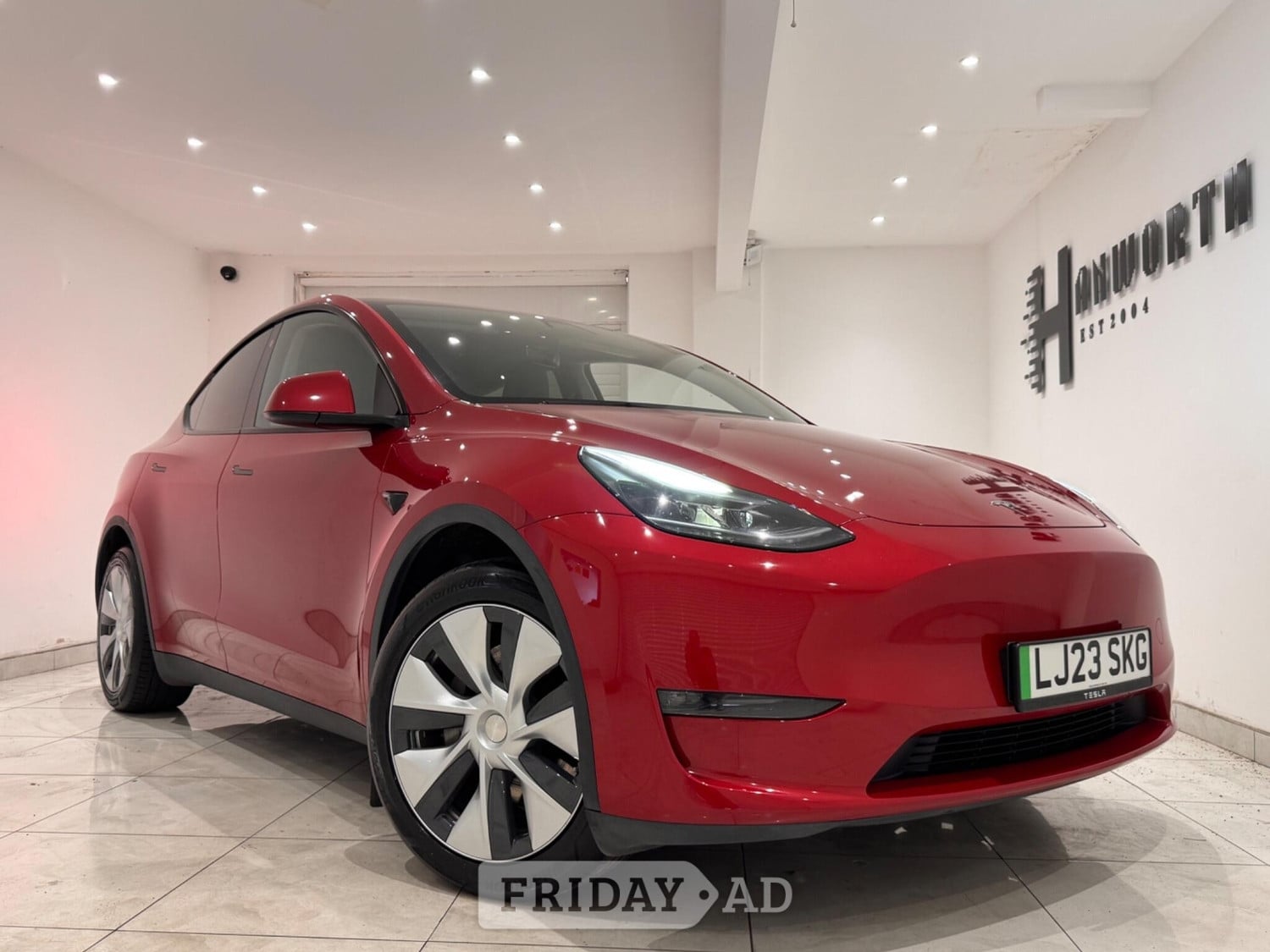 Tesla Model Y 2023 in Hounslow