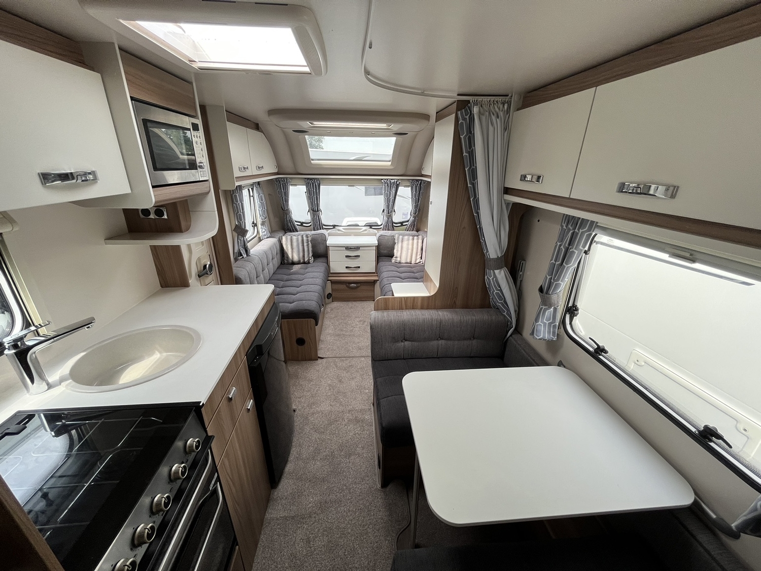 Swift Sprite Major 6 TD 2018 - Motorhomes & Caravans