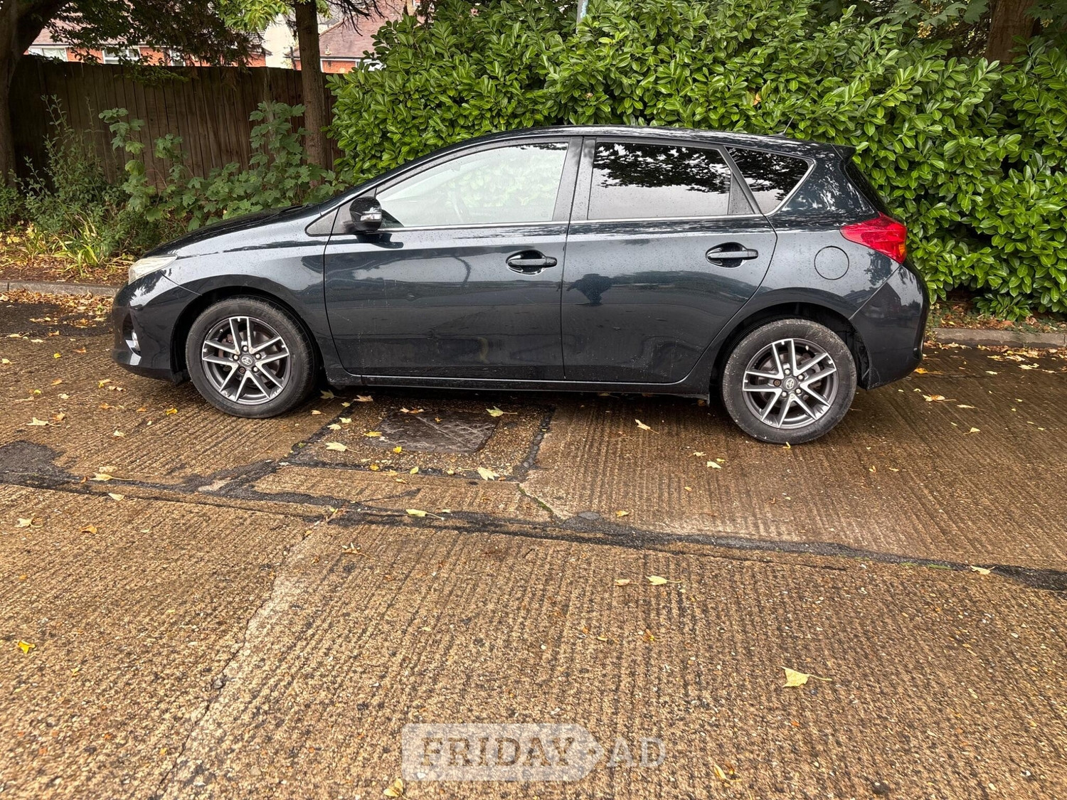Toyota Auris High Wycombe