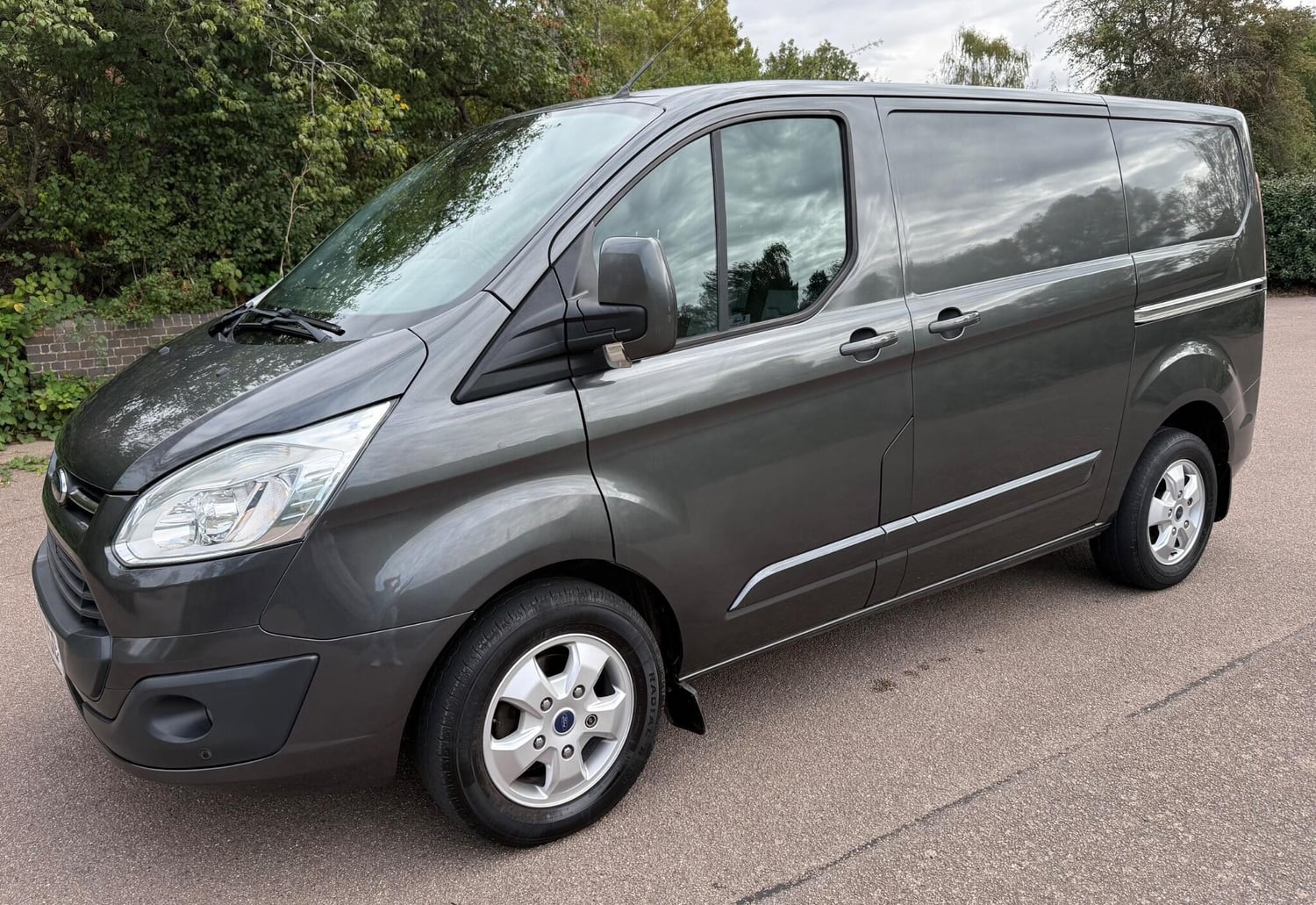 Ford Transit Custom 2016 - Vans & Commercial Vehicles in Waltham Abbey