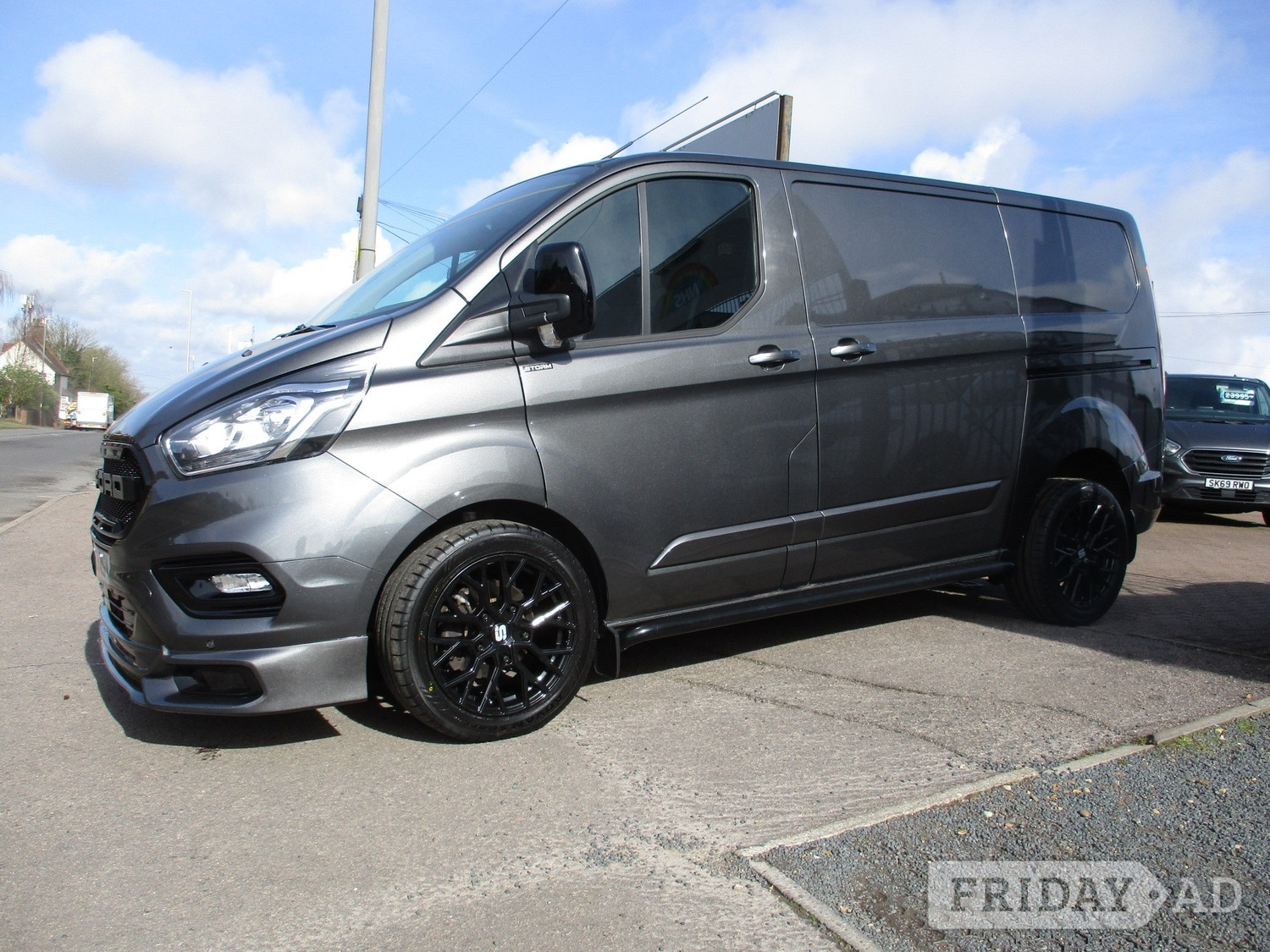 Ford Transit Custom 2023 - Vans & Commercial Vehicles