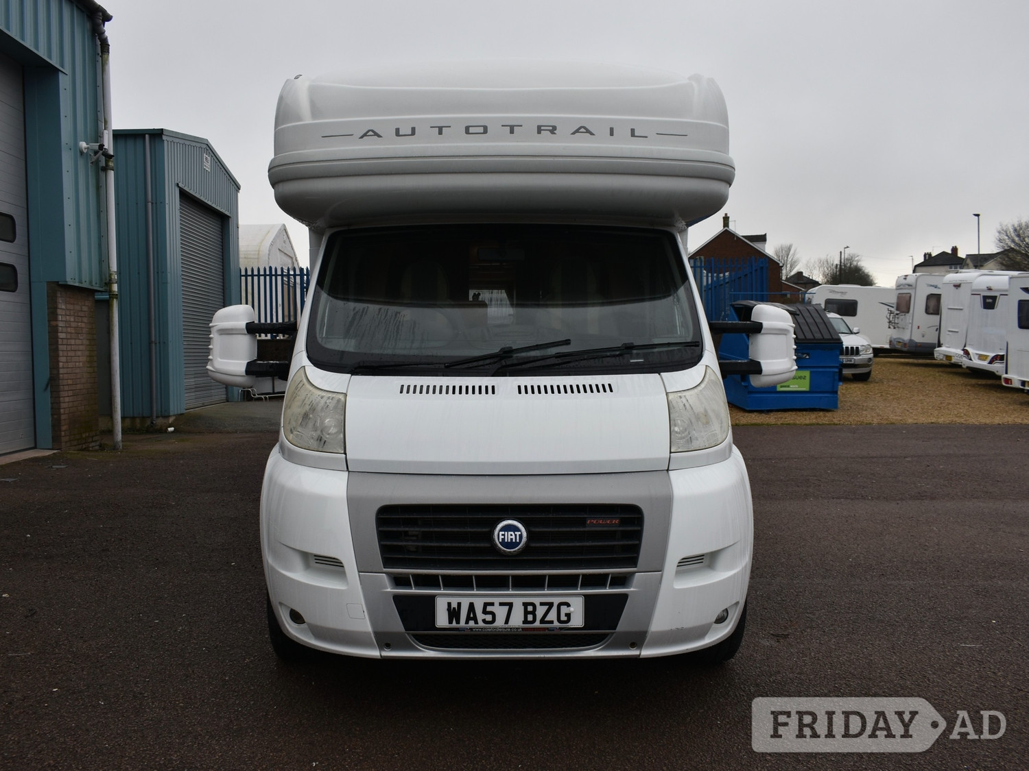 [ berth ]Auto-Trail Chieftain