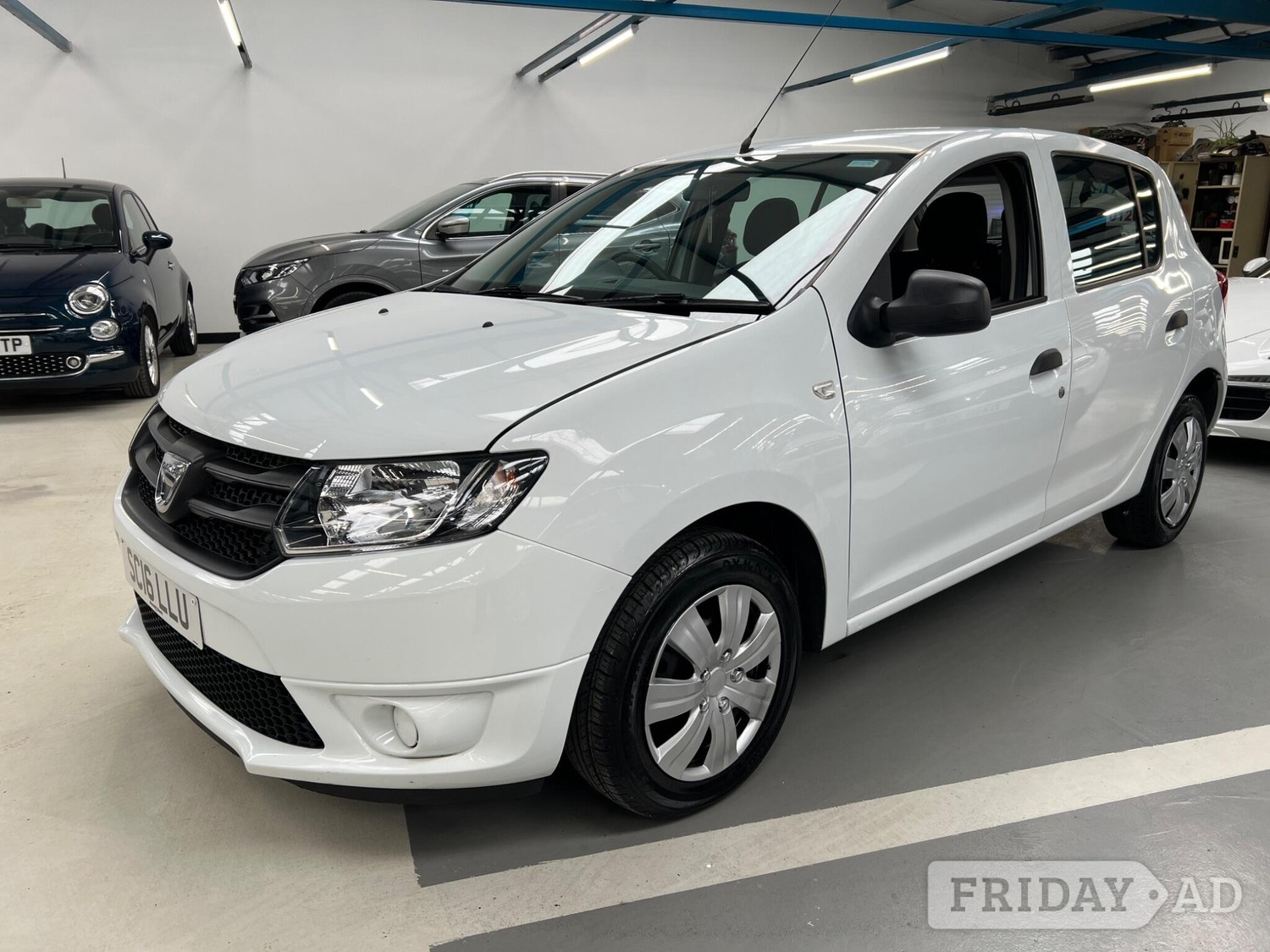 Dacia Sandero 2016 - Cars in Bolton
