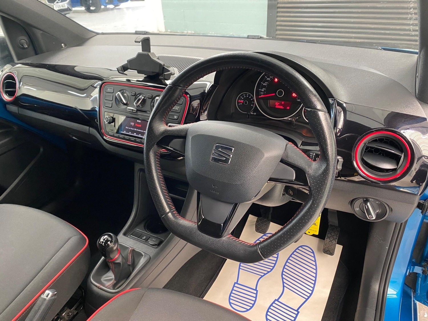 [ berth ]SEAT Mii