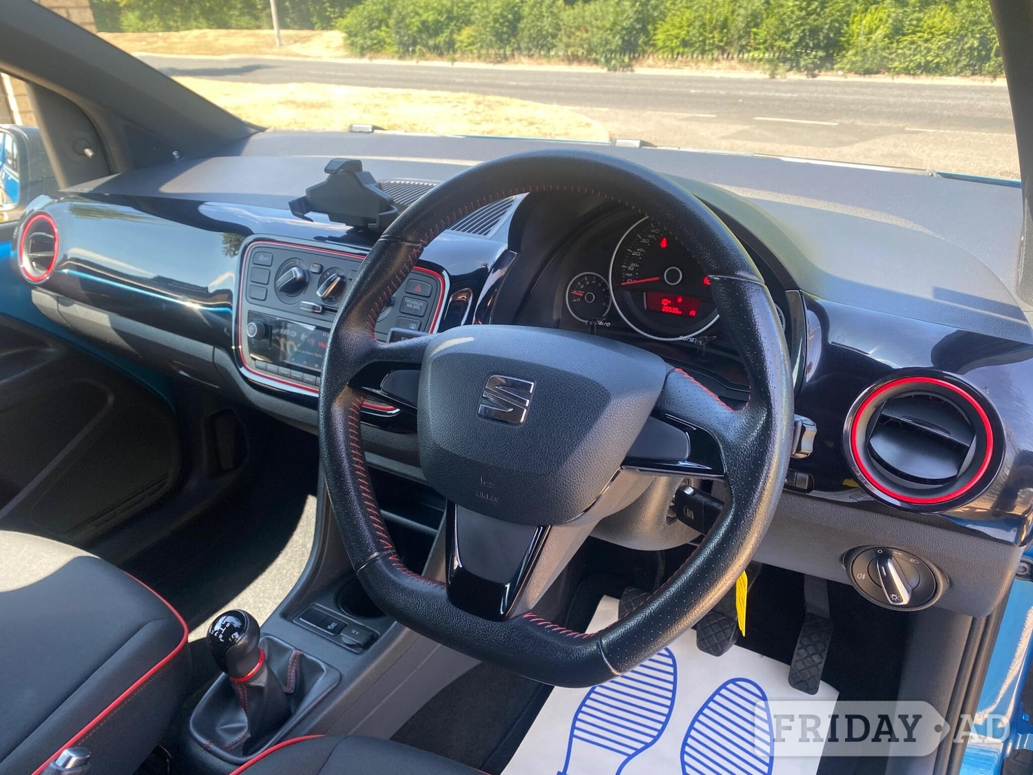 [ berth ]SEAT Mii