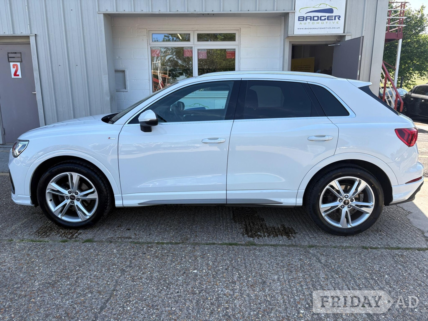 [ berth ]Audi Q3