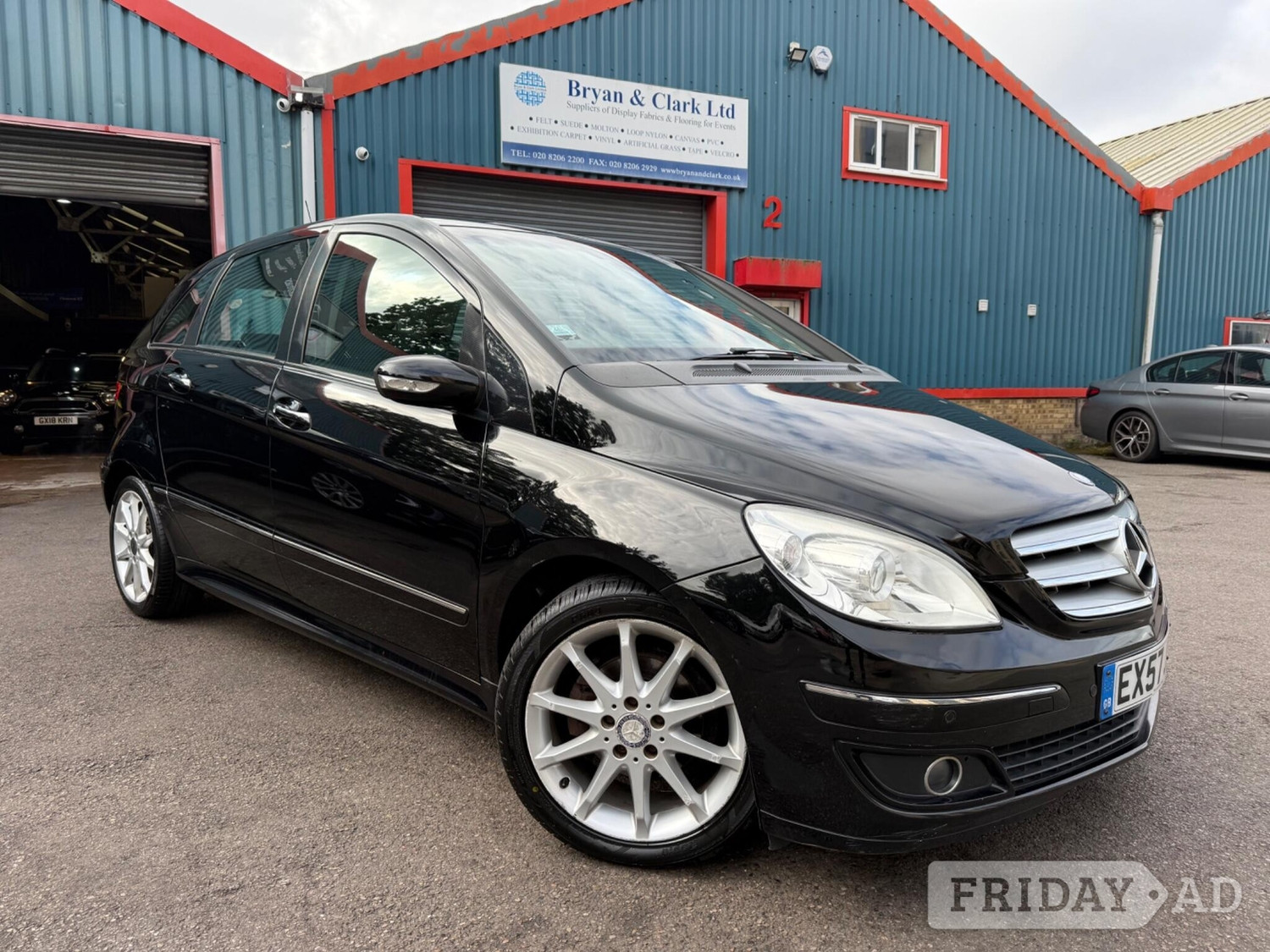 [ berth ]Mercedes-Benz B Class