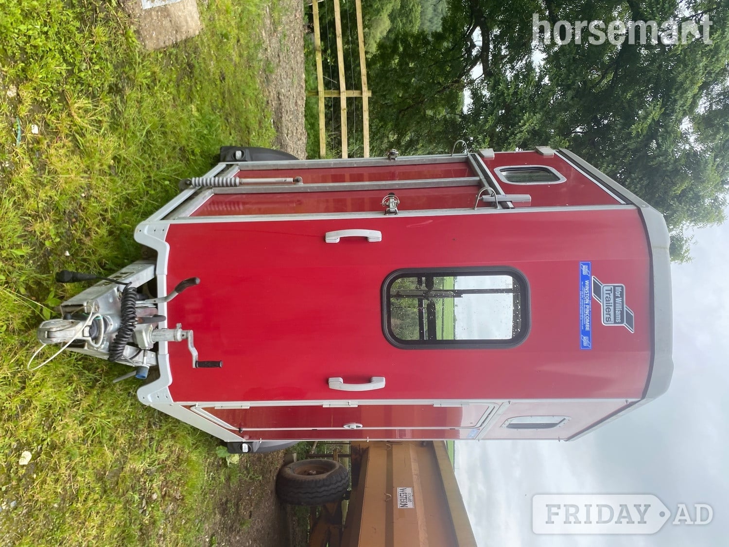 [ berth ]Ifor Williams HB511