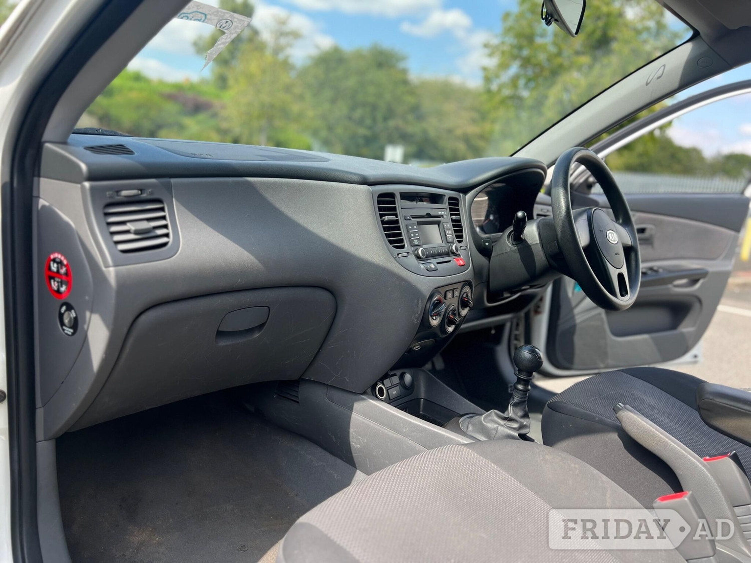 Kia Rio 2010 - Cars