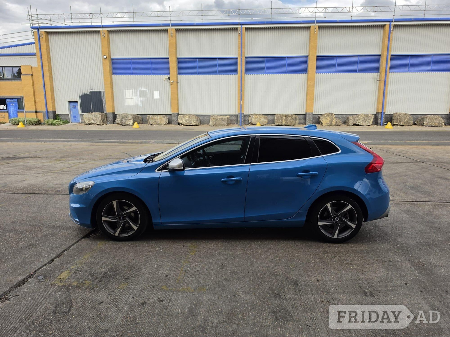Volvo V40 2013 - Cars