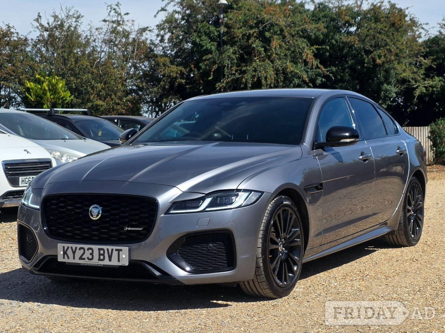 [ berth ]Jaguar XF