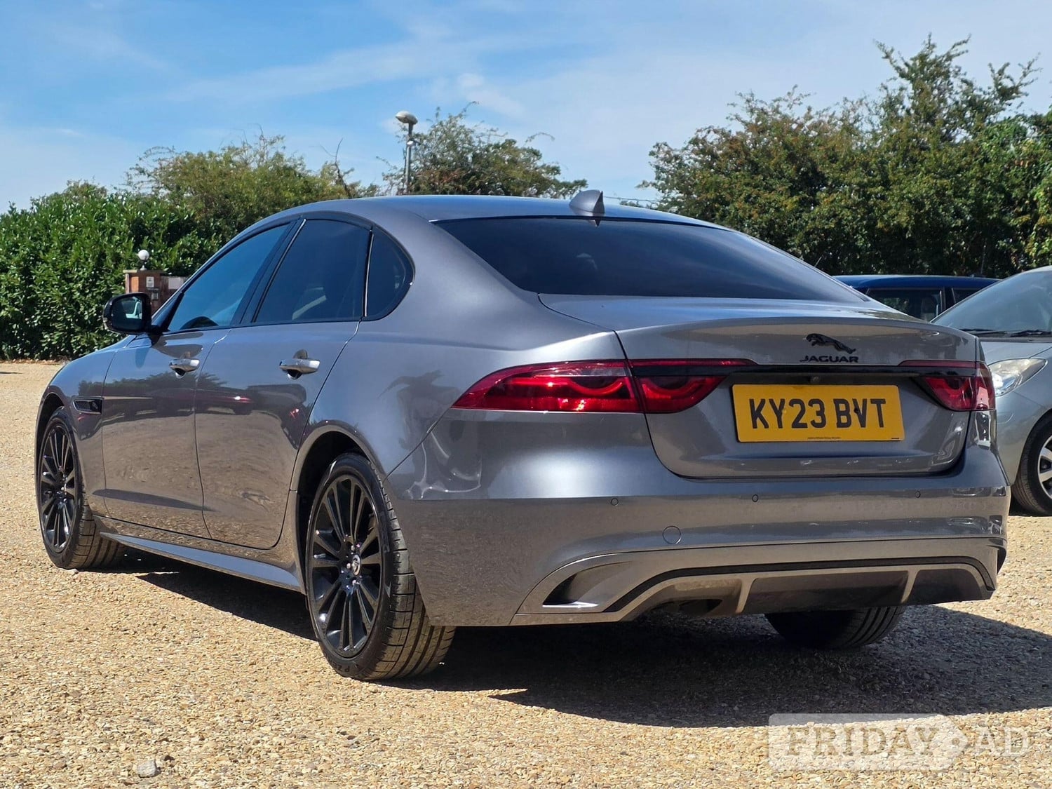 Jaguar XF 2023 - Cars in Shefford