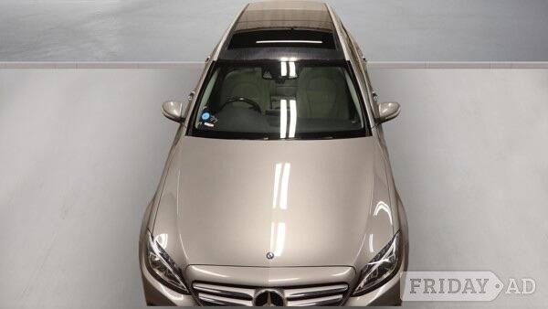 [ berth ]Mercedes-Benz C Class