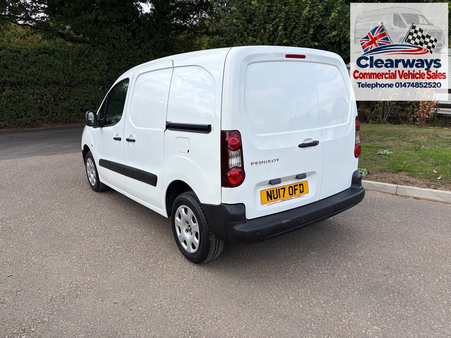 [ berth ]Peugeot Partner