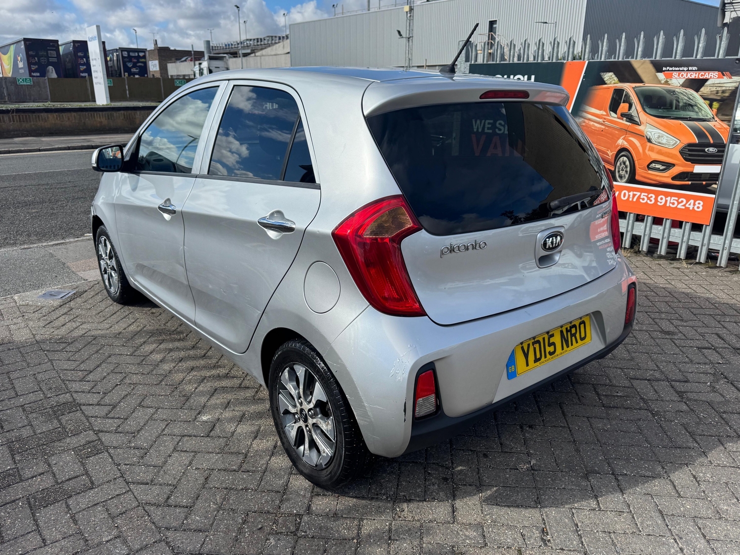 [ berth ]Kia Picanto