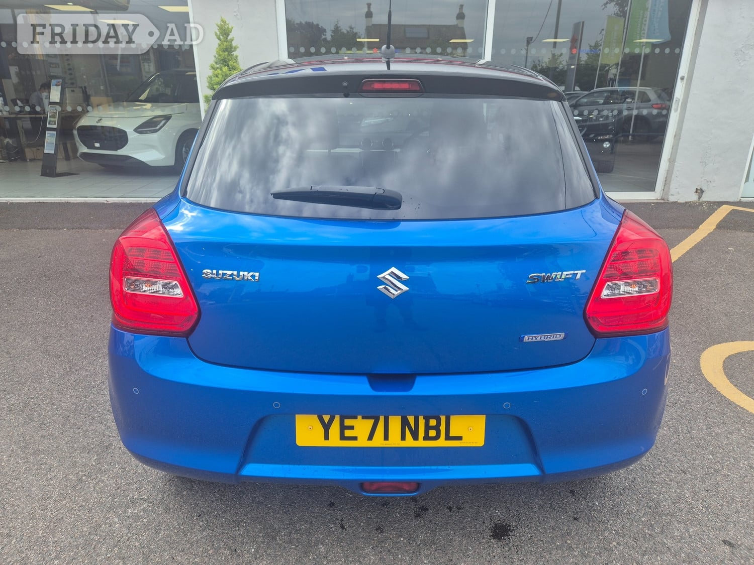 Suzuki Swift 2021 - Cars