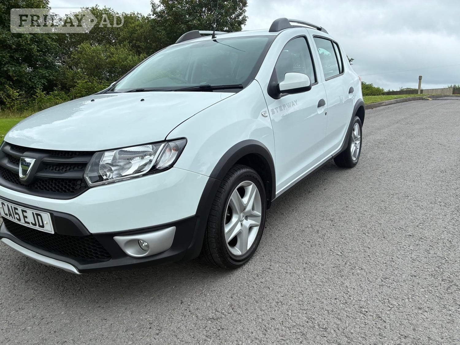 Dacia Sandero Stepway 2015 in Swansea