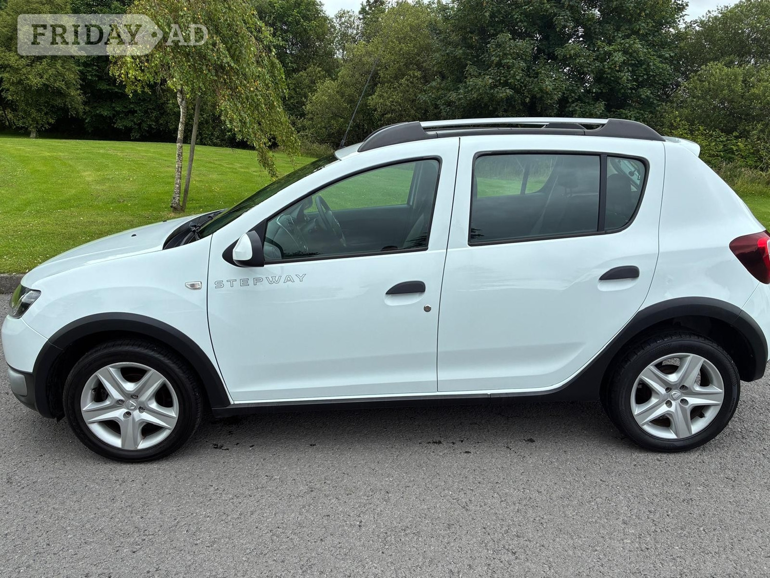 Dacia Sandero Stepway 2015 - Cars