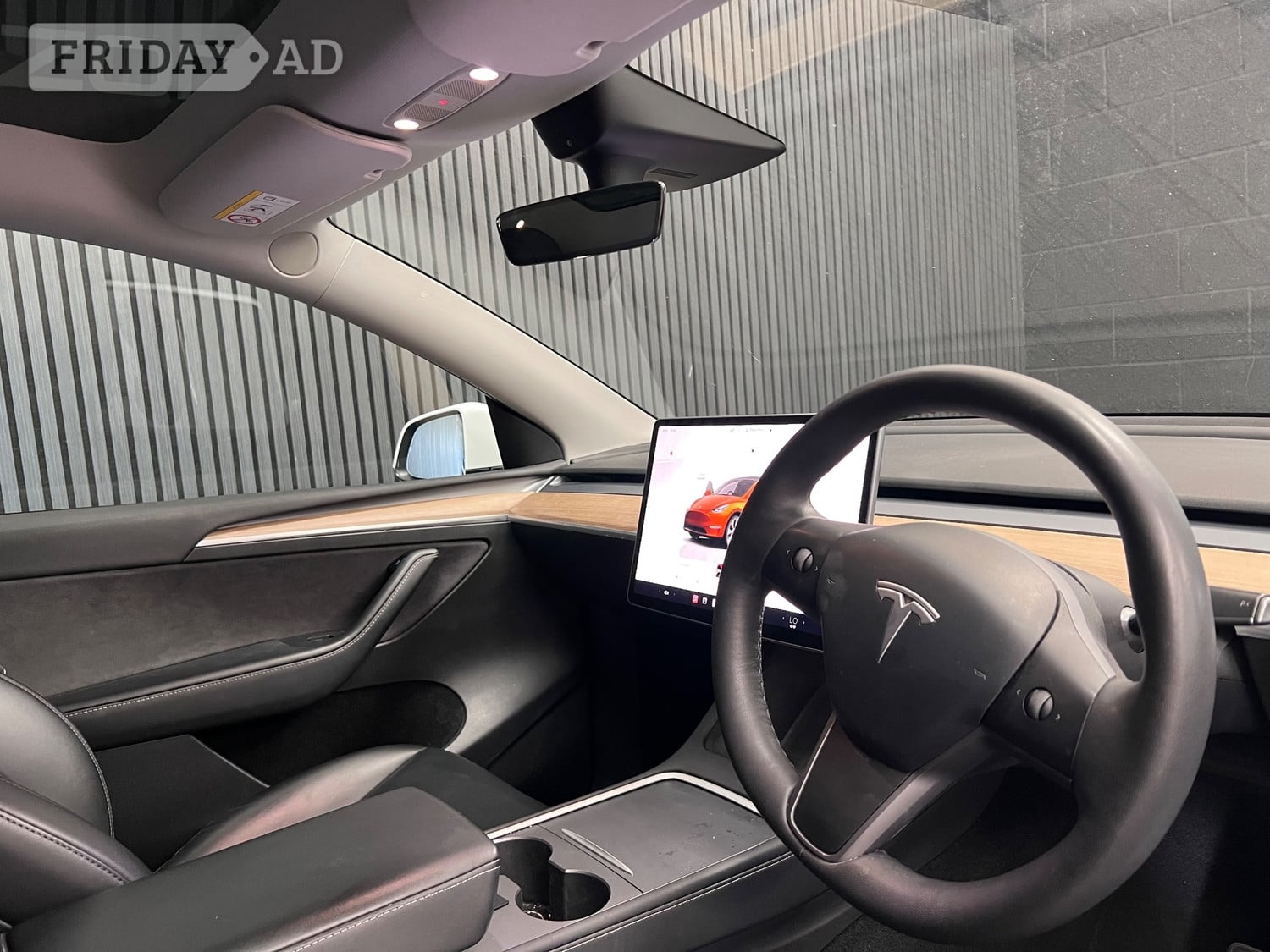 [ berth ]Tesla Model Y
