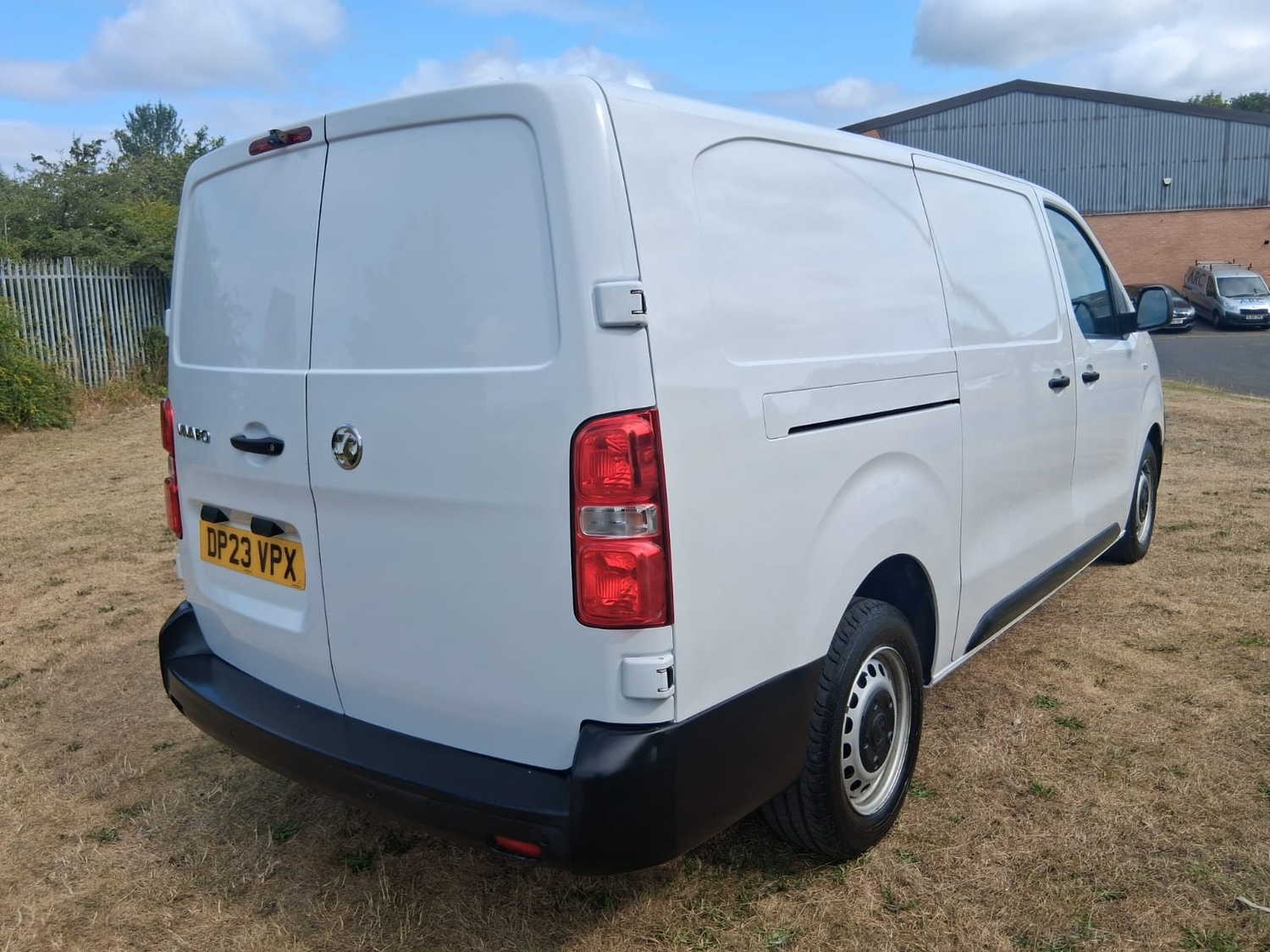 Vauxhall Vivaro 2023 - Vans & Commercial Vehicles