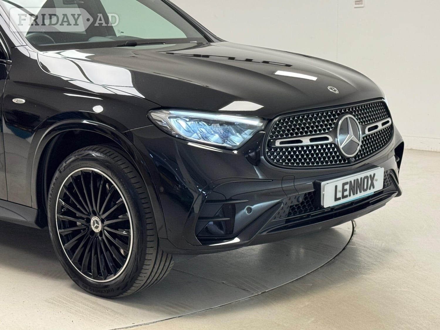 Mercedes-Benz GLC 2025 - Cars