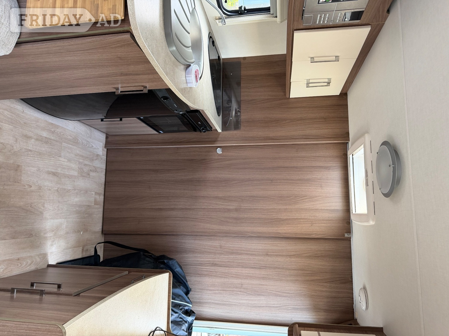 [ berth ]Lunar Venus 460/2