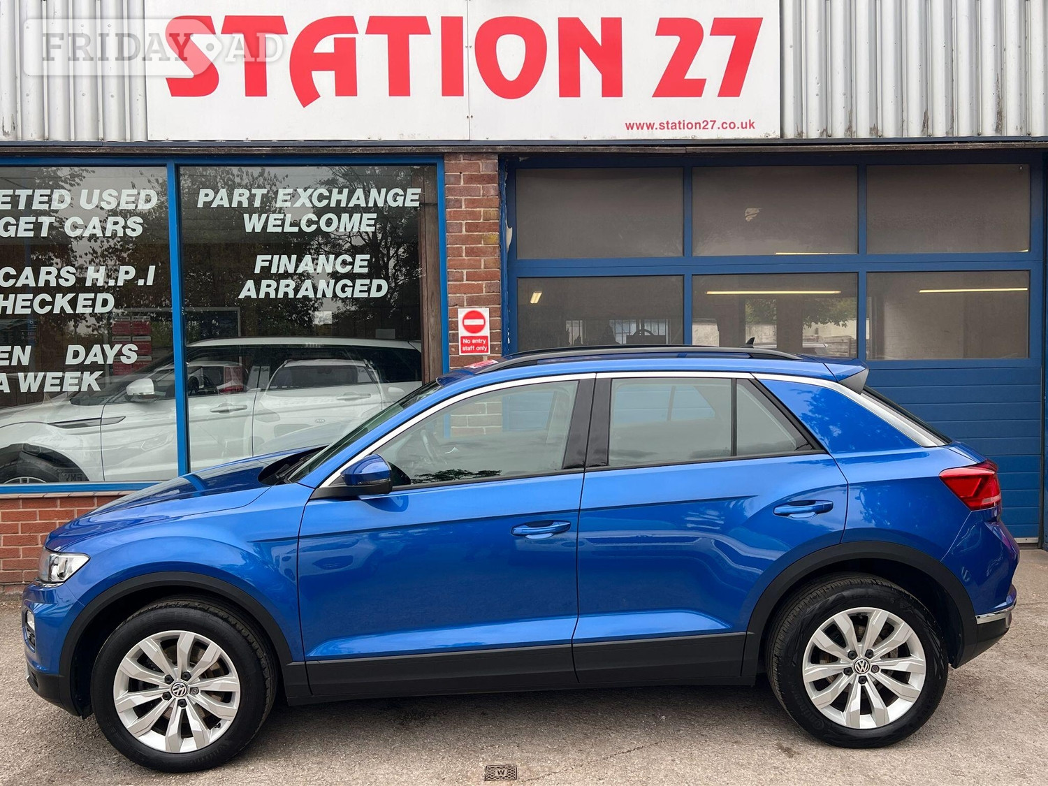 Volkswagen T-Roc 2018 - Cars