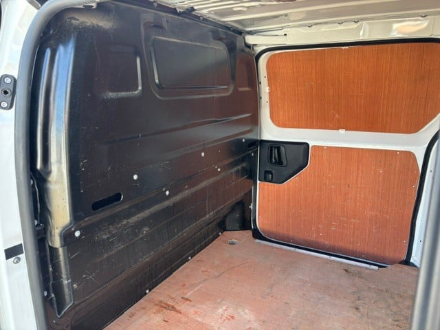 Vauxhall Vivaro 2021 - Vans & Commercial Vehicles
