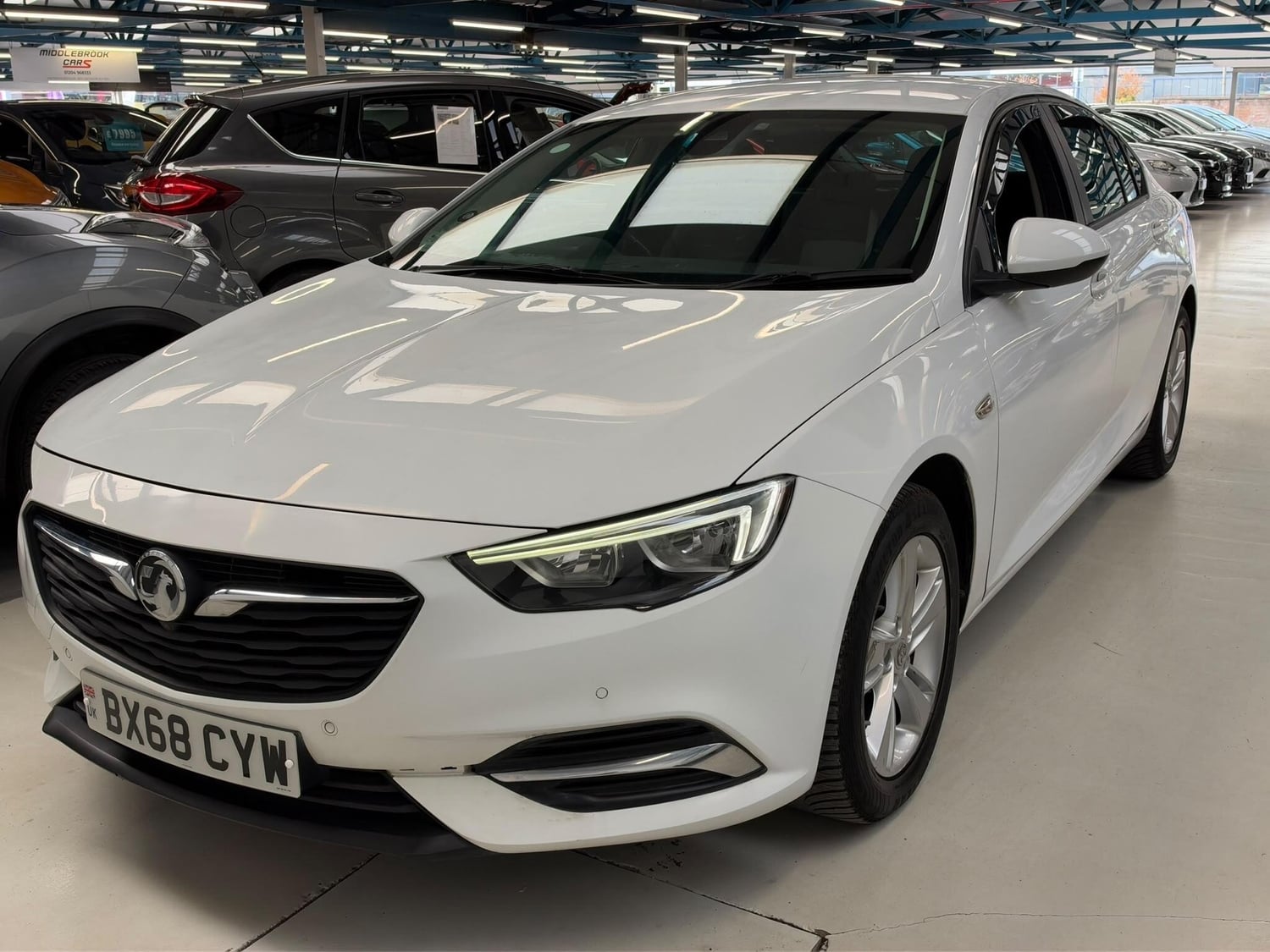 [ berth ]Vauxhall Insignia