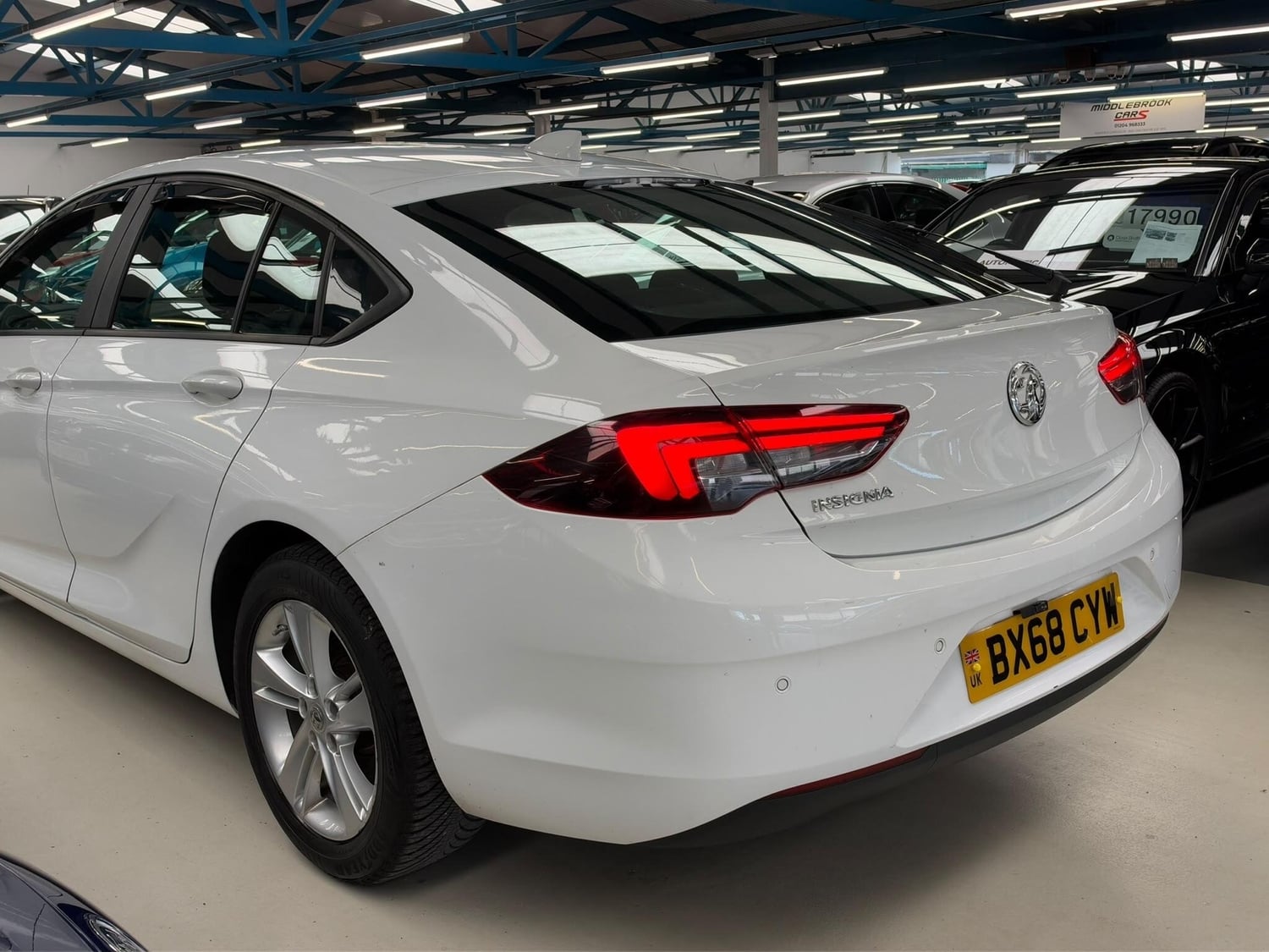 Vauxhall Insignia 2019 - Cars in Bolton