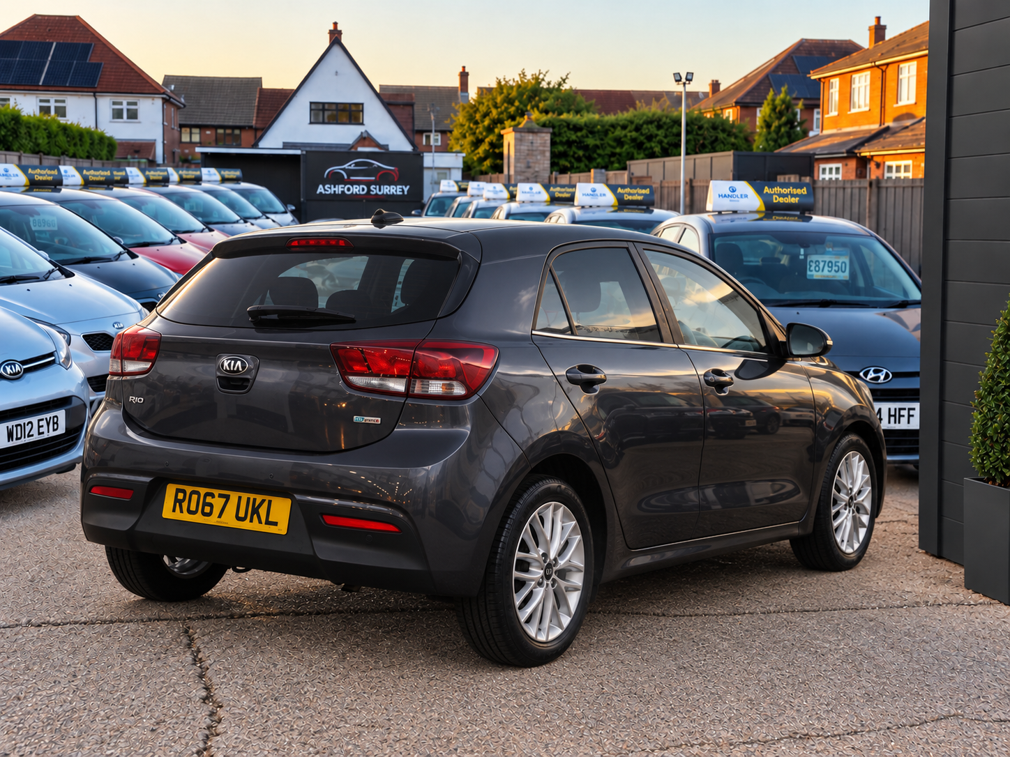 Kia Rio 2017 - Cars in Ashford
