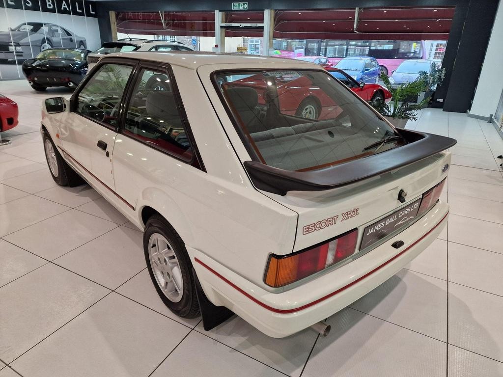 Ford Escort 1989 - Cars in Bristol