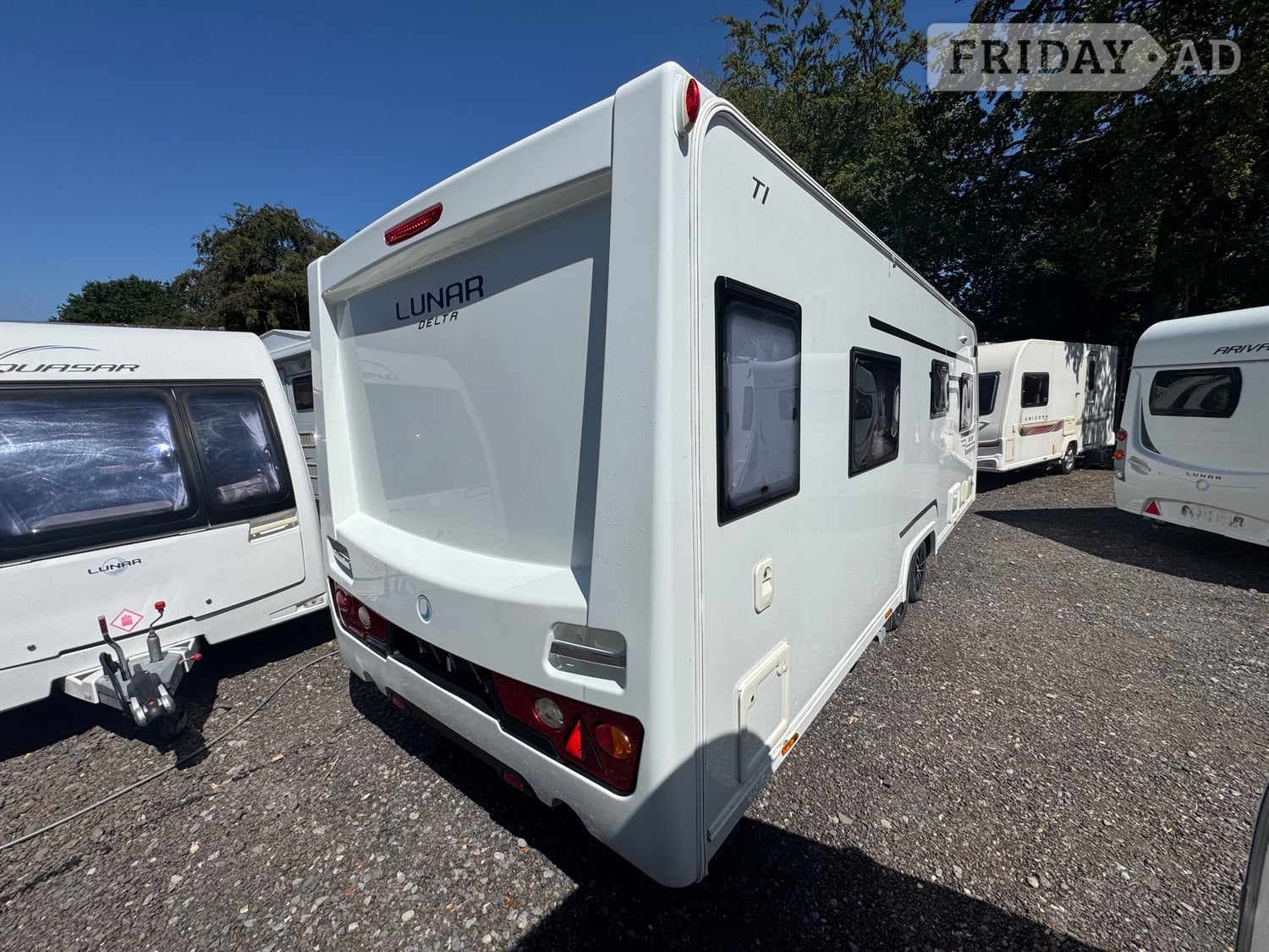 Lunar Delta 2016 - Motorhomes & Caravans in Taunton