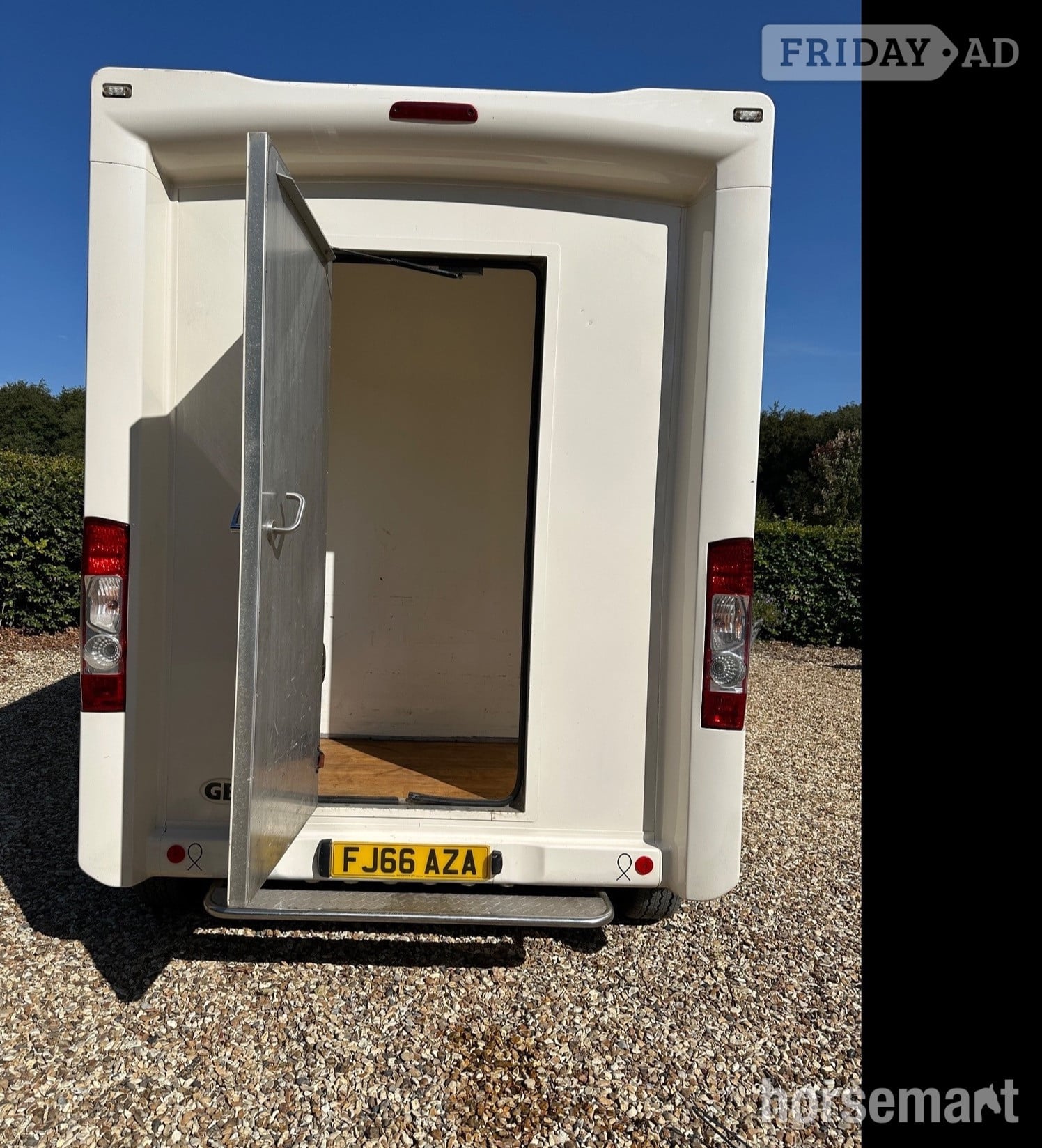 Custom Ducato 35 Multijet Fiat Horsebox - Trailers & Horseboxes in Andover