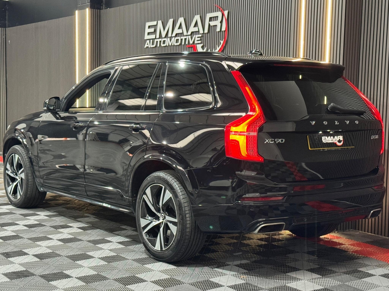 Volvo XC90 2020 - Cars in Lambeth
