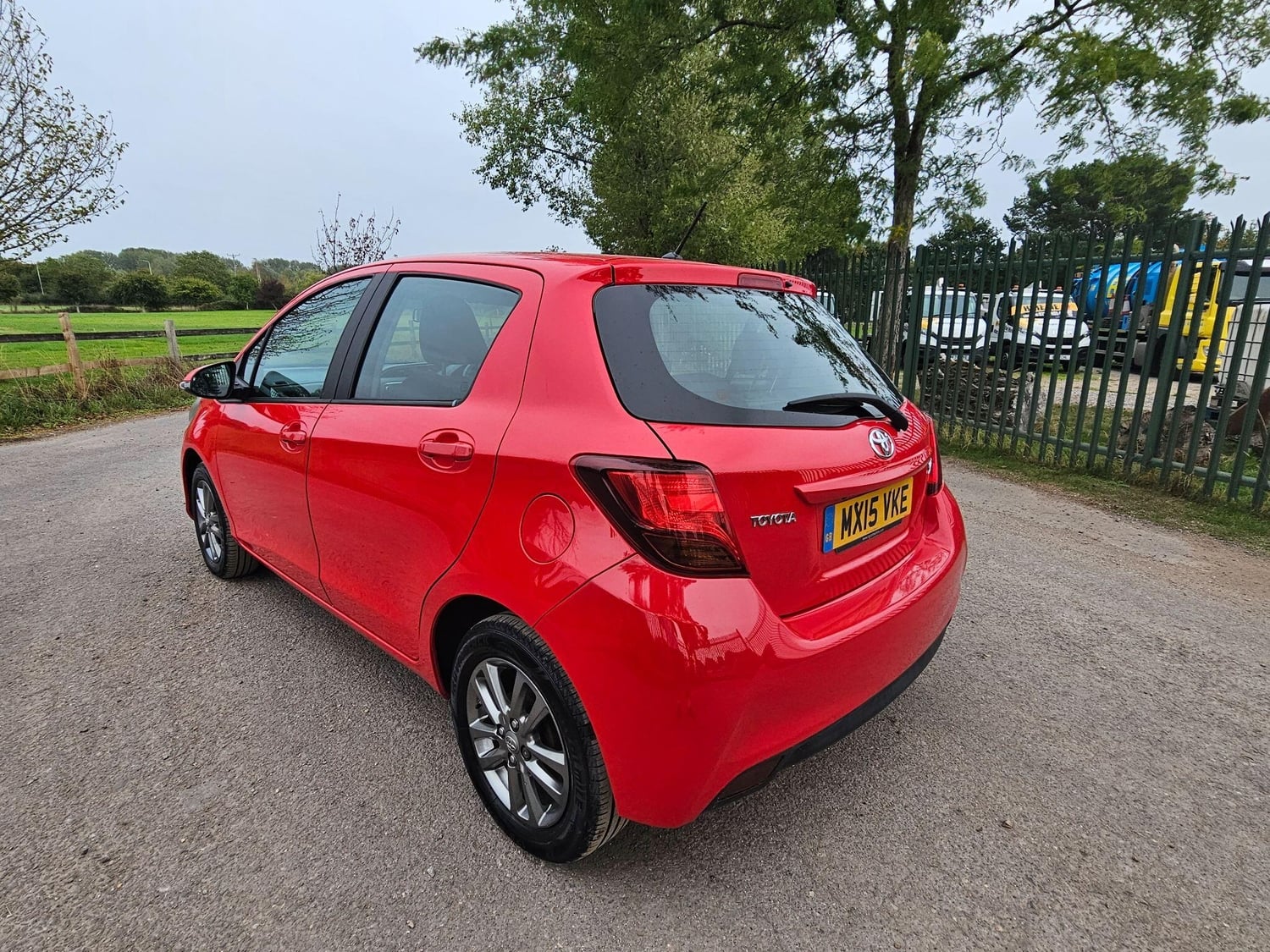 Toyota Yaris 2015 - Cars in Reading