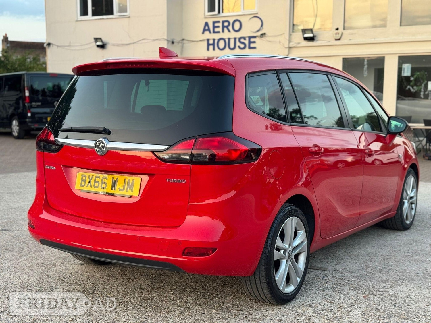 Vauxhall Zafira Tourer 2016 - Cars in Hillingdon