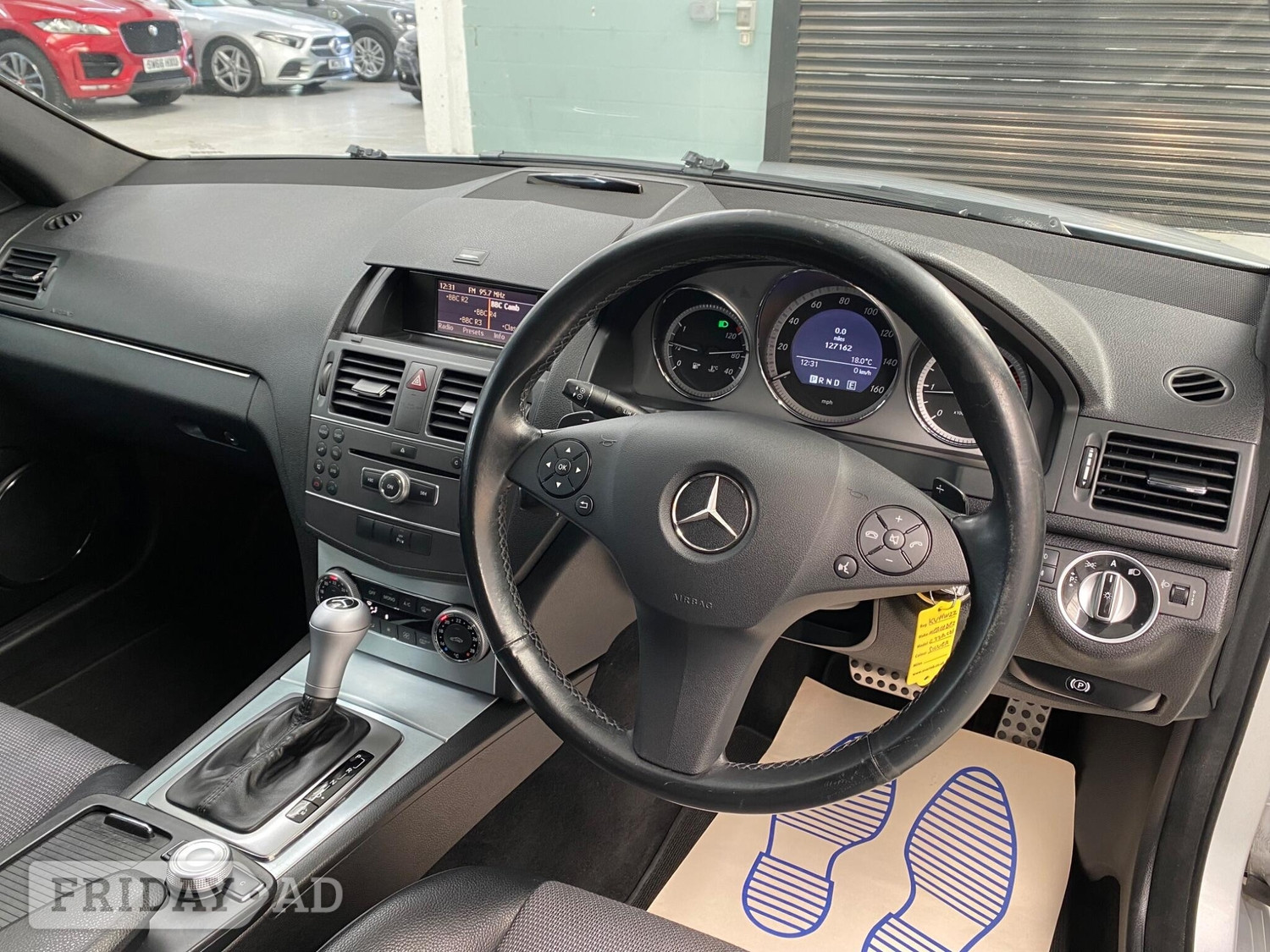 [ berth ]Mercedes-Benz C Class