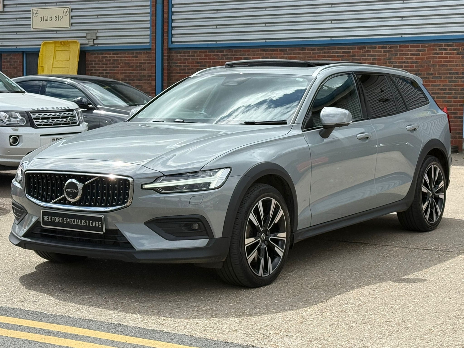 Volvo V60 Bedford