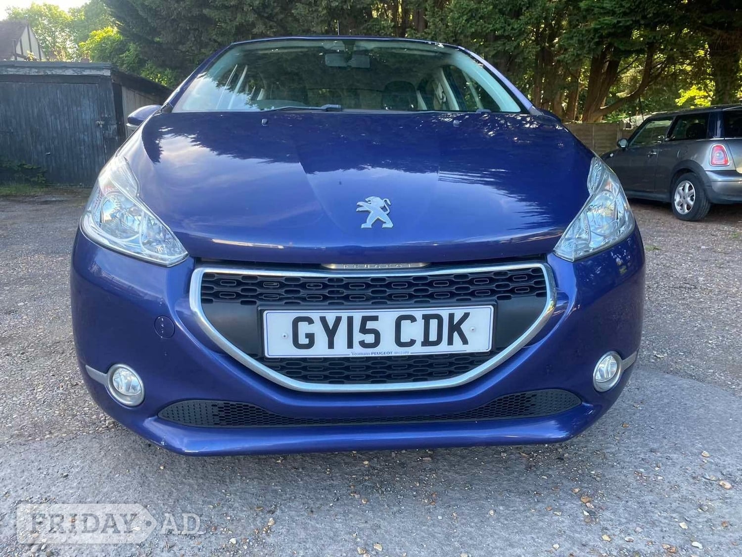 [ berth ]Peugeot 208