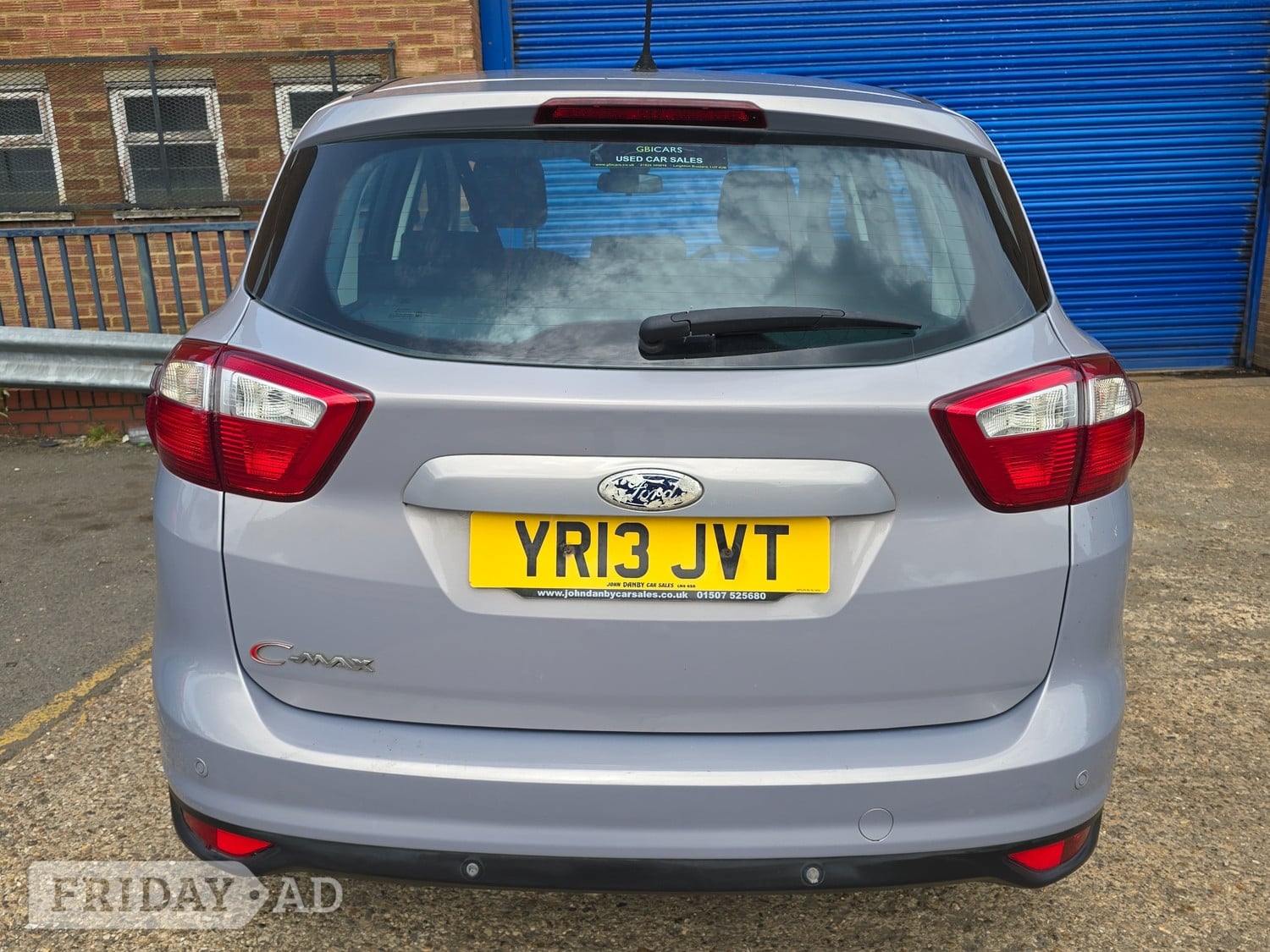 [ berth ]Ford C-MAX