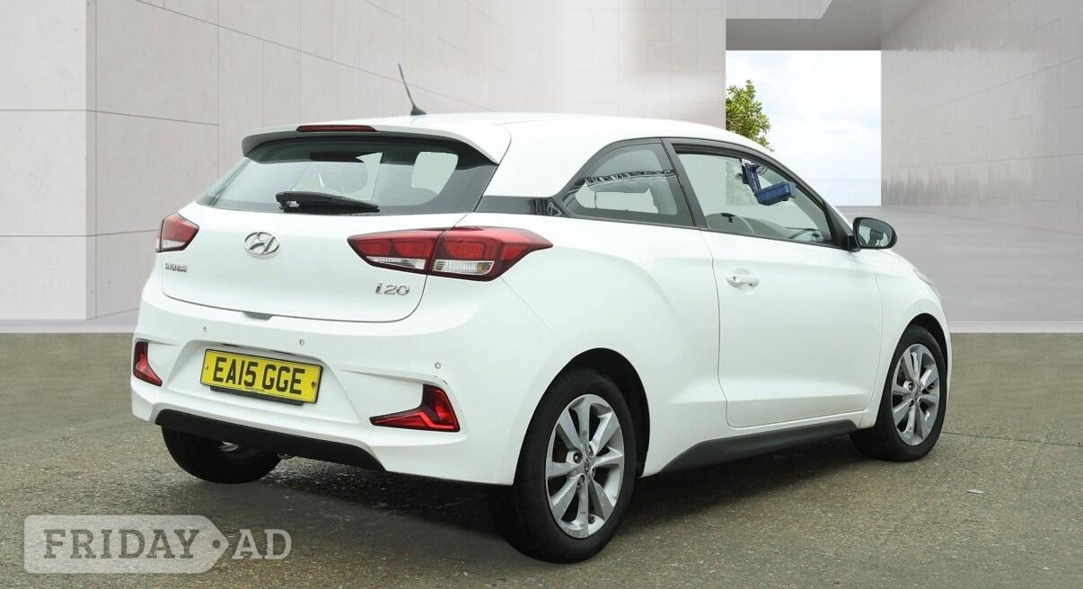 Hyundai i20 2015 - Cars in Maidenhead