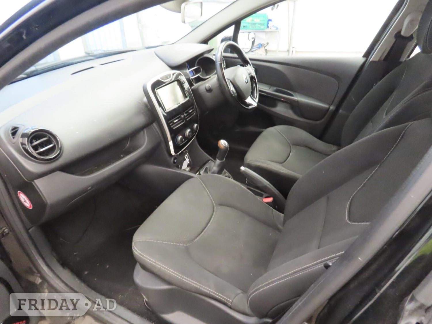 [ berth ]Renault Clio