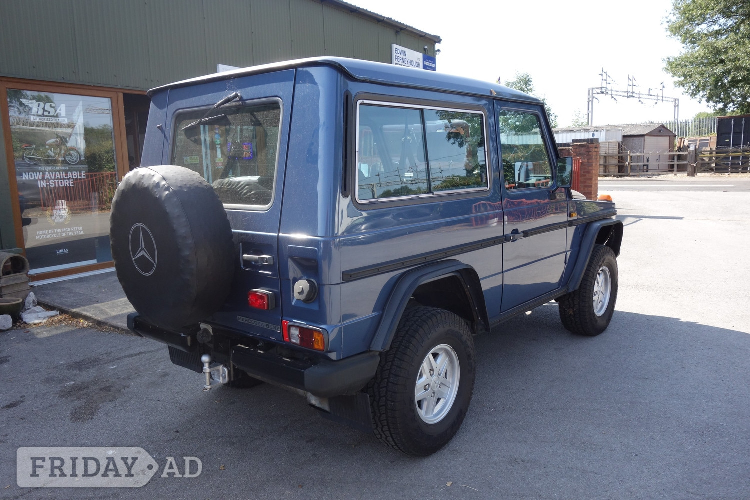 [ berth ]Mercedes-Benz 300