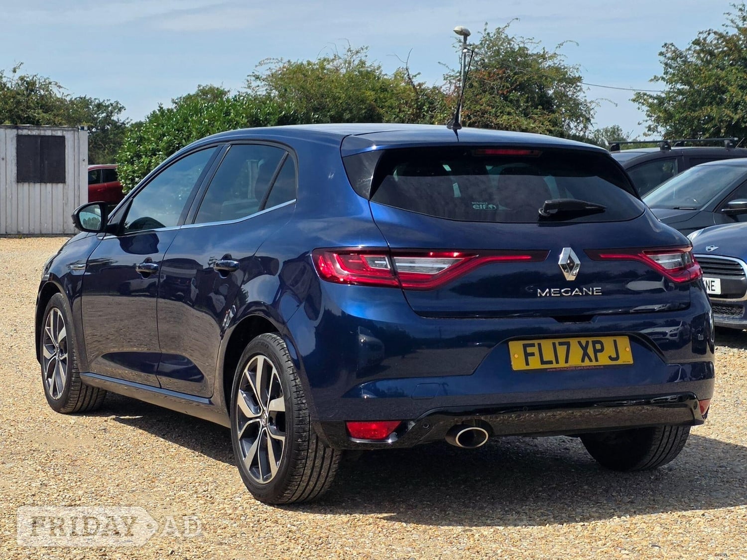 Renault Megane 2017 - Cars in Shefford