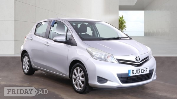 Toyota Yaris 2013 in Oxford