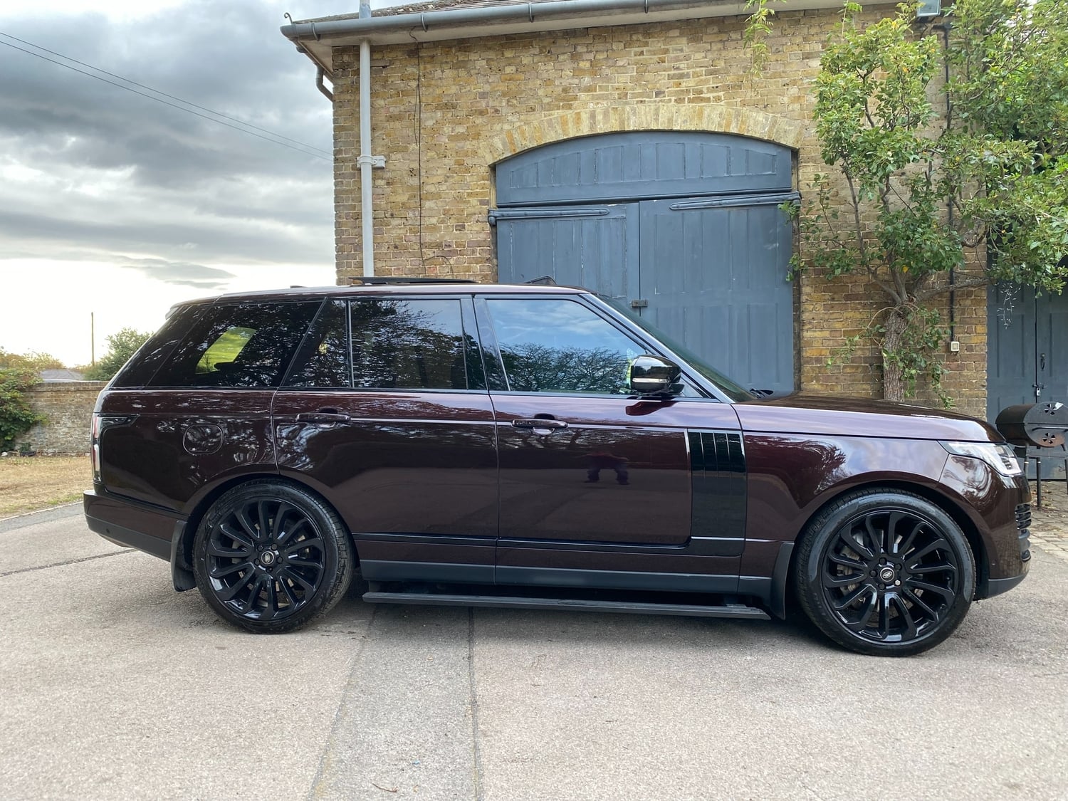 Land Rover Range Rover 2018 - Cars in Uxbridge