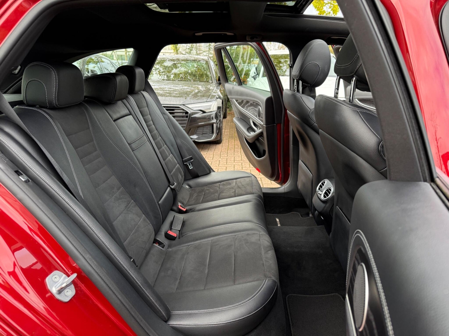 Mercedes-Benz E Class 2017 - Cars in Uxbridge