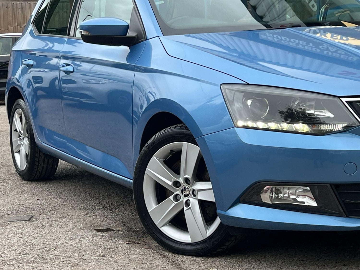 Skoda Fabia 2015 - Cars